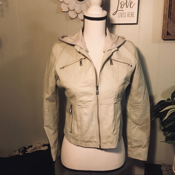 JouJou short hooded zipper front jacket - Picture 1 of 8